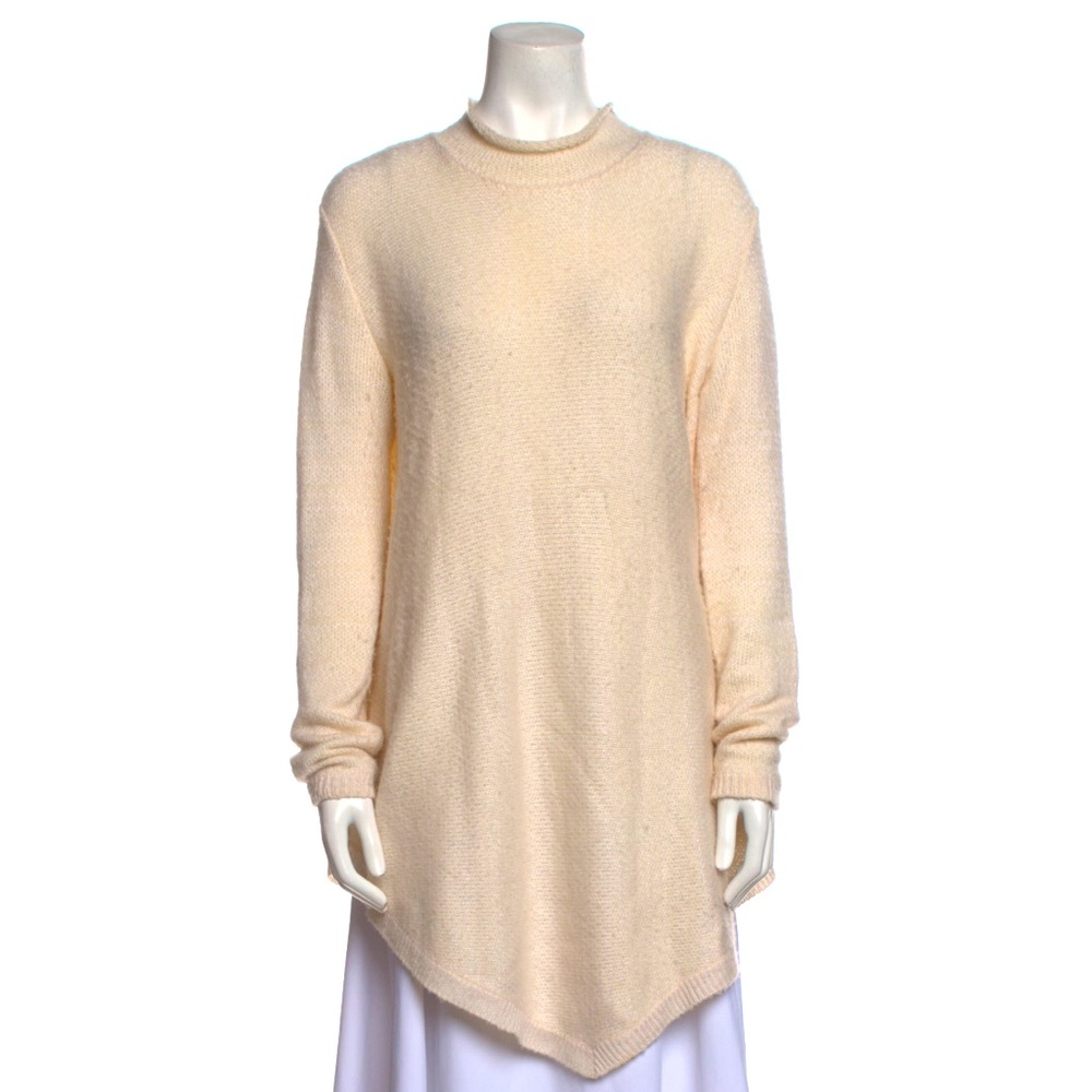 Ralph Lauren Purple label 100% cashmere sweater.